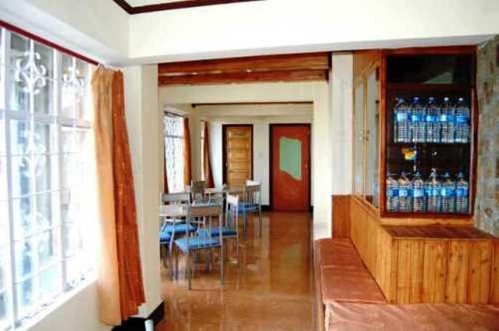 Broadway Hotel Darjeeling  Esterno foto